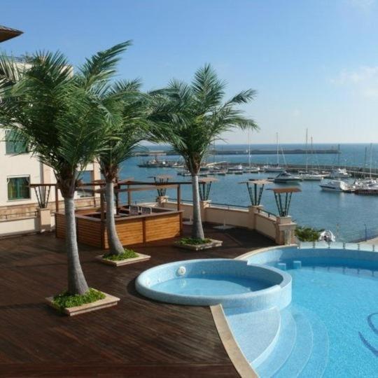 Privat Apartament Marina City Balchik Esterno foto