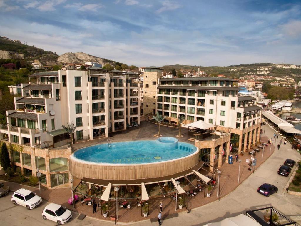 Privat Apartament Marina City Balchik Esterno foto